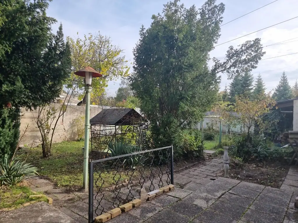 "Endstation Haus Desire"