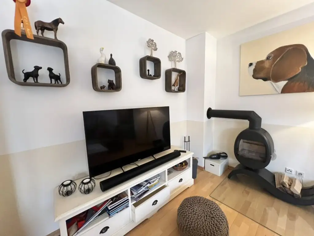 (!) Familienhit mit Charme - gut geschnittene Doppelhaushälfte mit Garten & Pool in Gaaden (!)