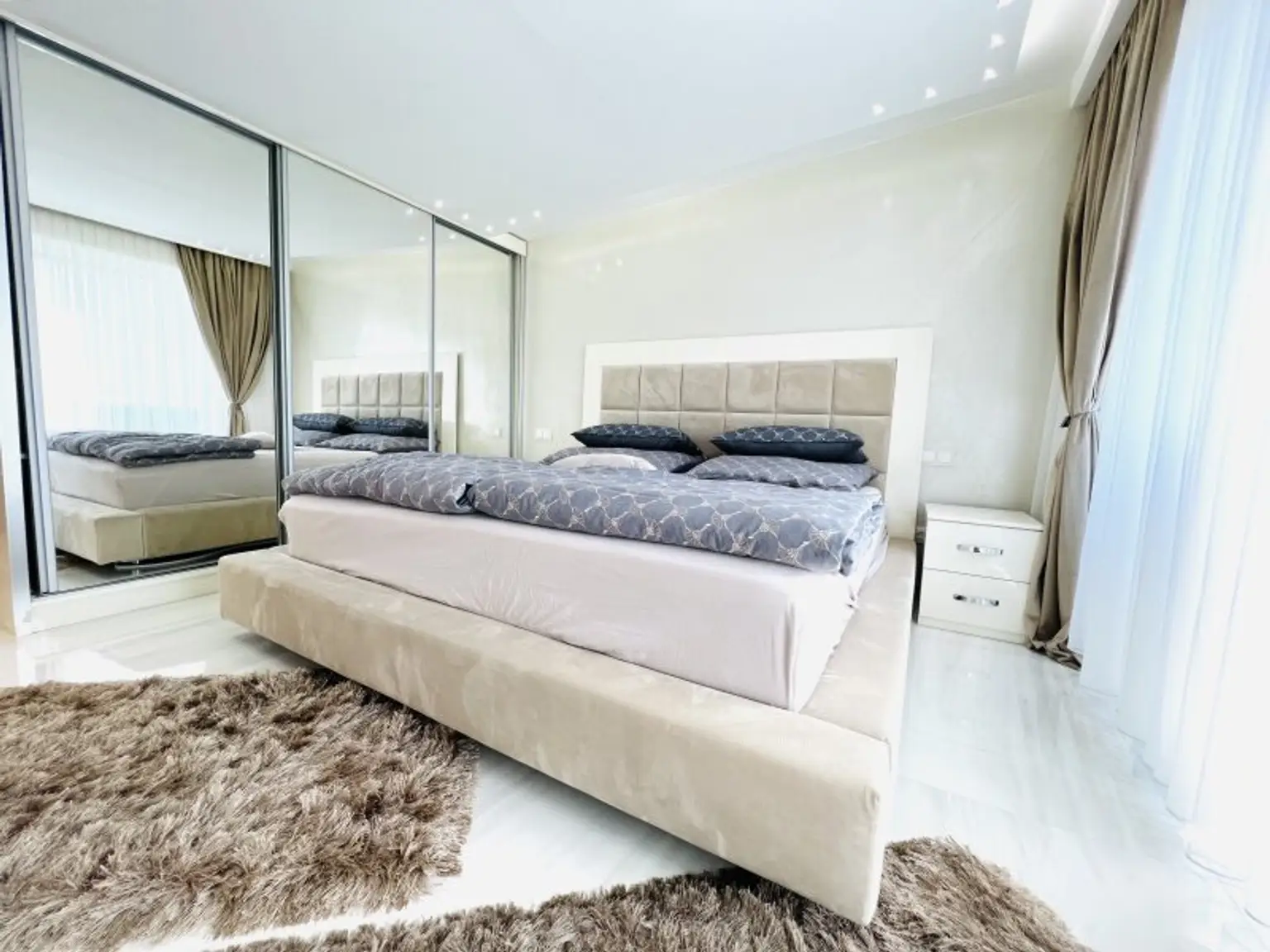 Modernes Einfamilienhaus mit Garten, Pool & hochwertiger Ausstattung in ruhiger Lage – Wien Liesing