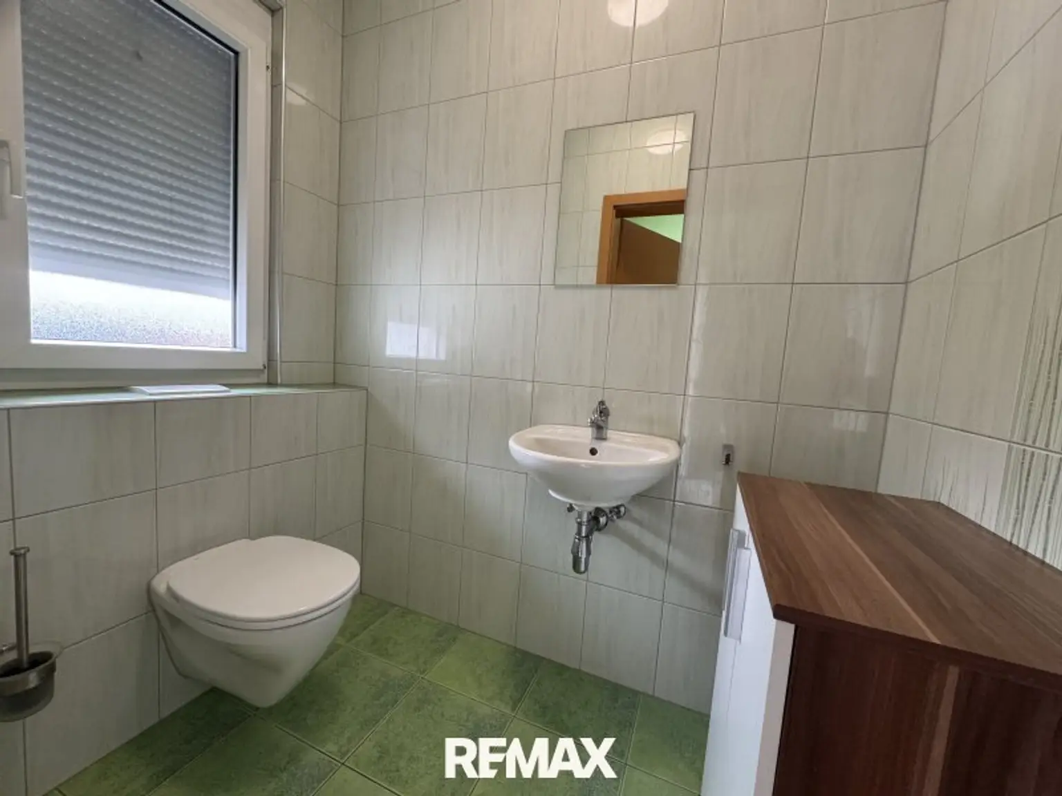 WC extra