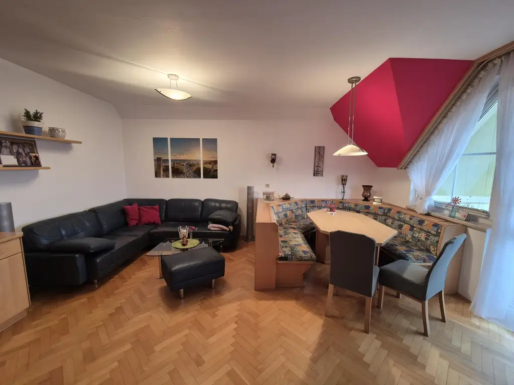 TRAUMHAFTE EIGENTUMSWOHNUNG INKL. TIEFGARAGENSTELLPLATZ