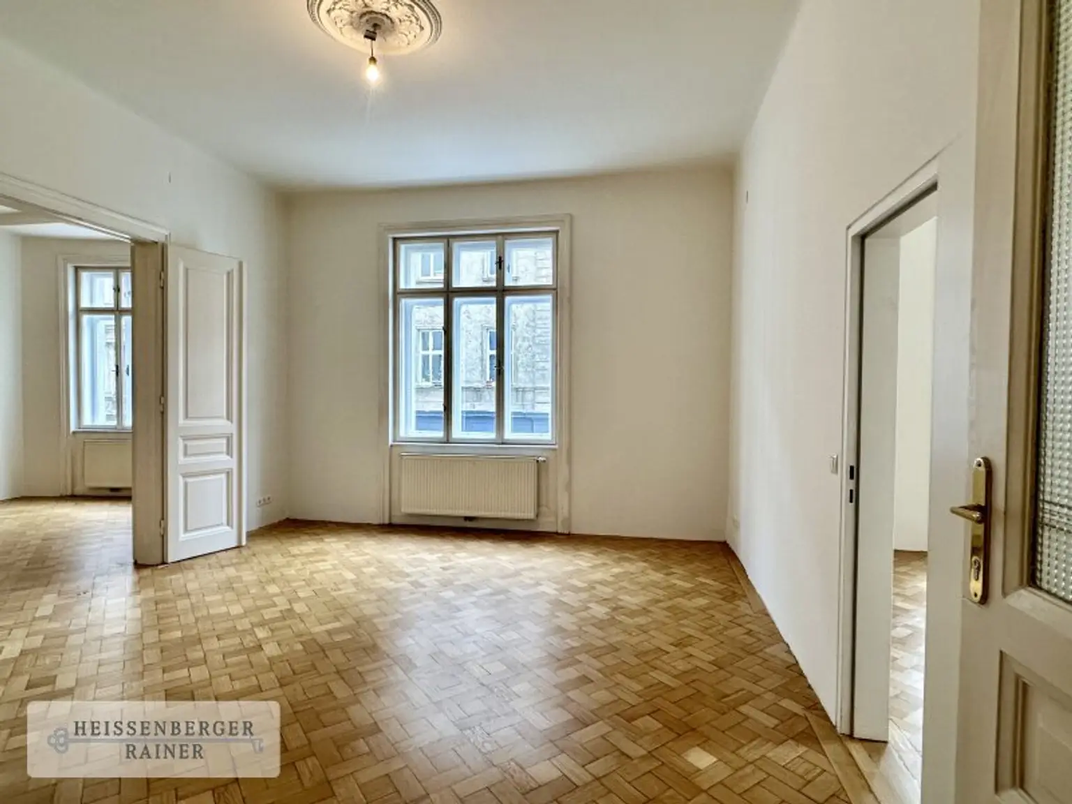 TOLLES ALTBAUBÜRO /// LEDERERGASSE, FLORIANIGASSE /// KLIMATISIERT