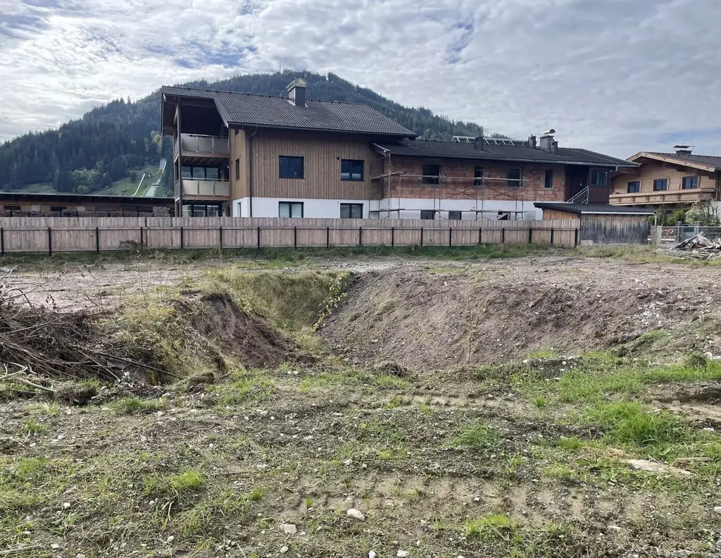 Zum Verkauf steht ein Grundstück in Saalfelden Ortsteil Uttenhofen