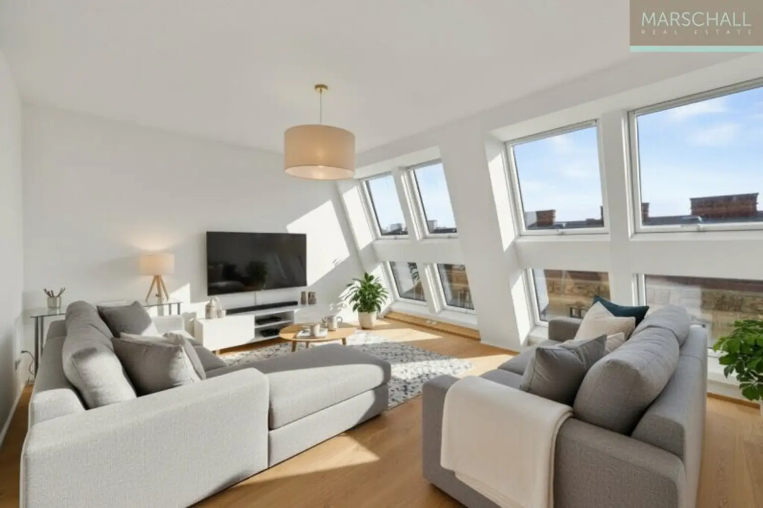 Exklusive 5-Zimmer-Dachgeschoßwohnung mit Liftzugang und Dachterrasse