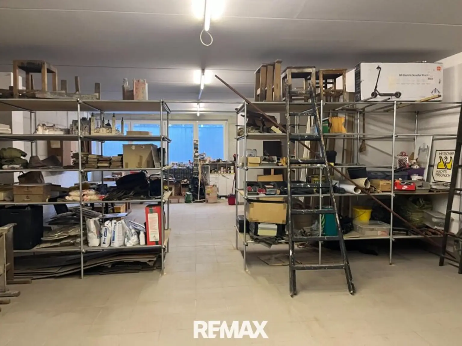 Arbeitsraum mit Lager RH 2,80 (Betriebsstätte)