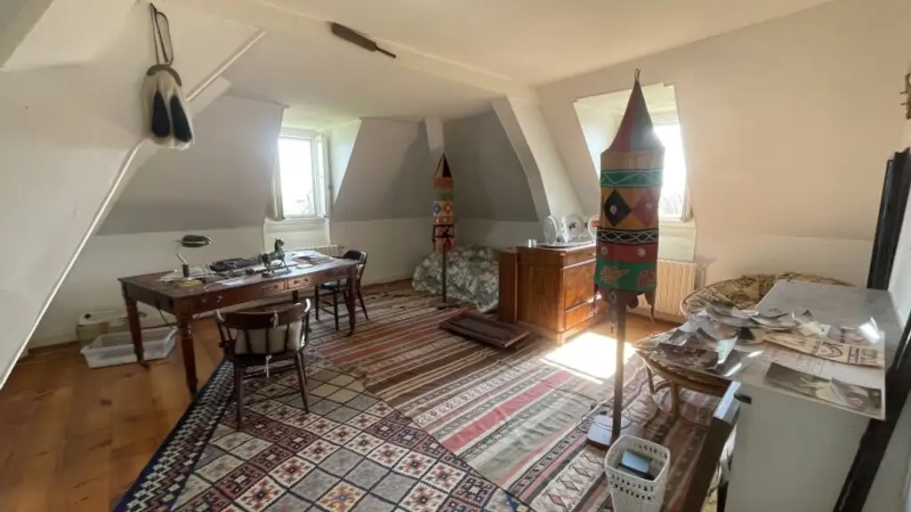 Traumhaftes Château in Südfrankreich mit Blick auf die Pyrenäen – nur 790.000 €