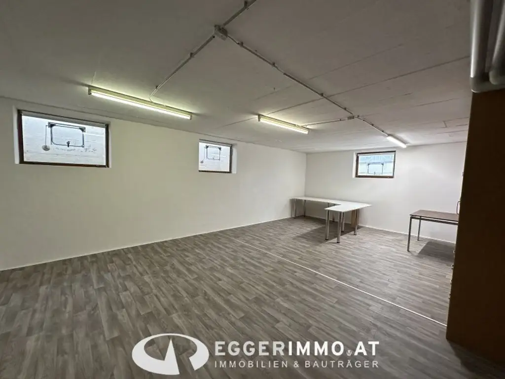 Spacious Detached House with Garconniere in Country House Style with Large Garden for Rent