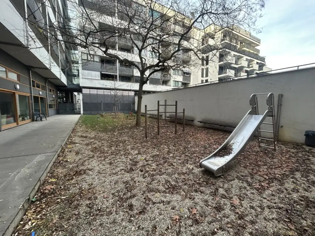 Helle 3-Zimmer-Wohnung mit Südost-Loggia in Bestlage – Nähe U1 Kagran & Donauzentrum