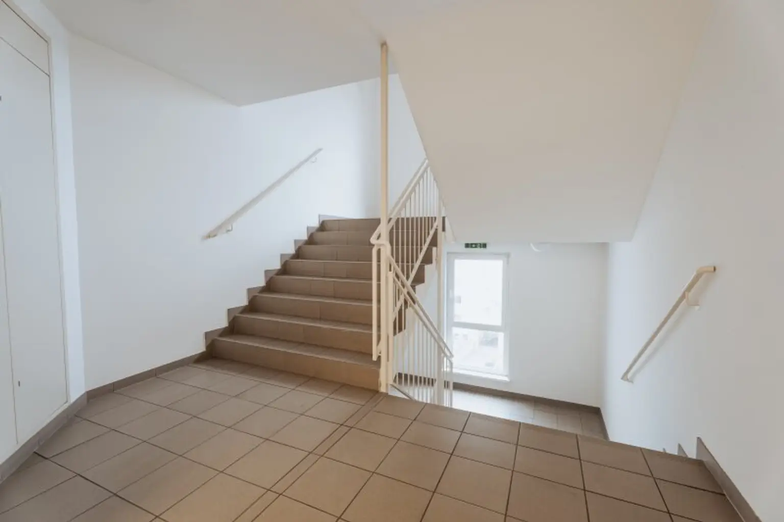 Helle 1- Zimmerwohnung im 1.Dachgeschoß