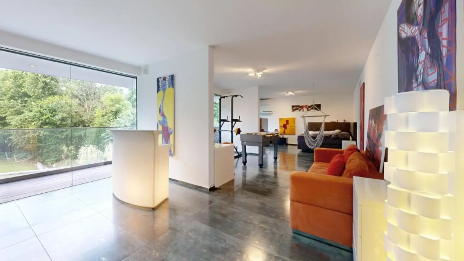 Luxusvilla mit Infinitypool in absoluter Ruhelage in Hinterbrühl – Exklusives Anwesen mit Top-Ausstattung