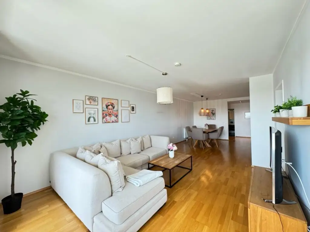 OPEN HOUSE-Besichtigung mit Einzelterminen, am Samstag, den 09.08.2025, ab 10:00 Uhr! Möblierte Vierzimmerwohnung mit großzügiger Loggia,Fernblick inkl. Garagenplatz im Herzen von Stadlau