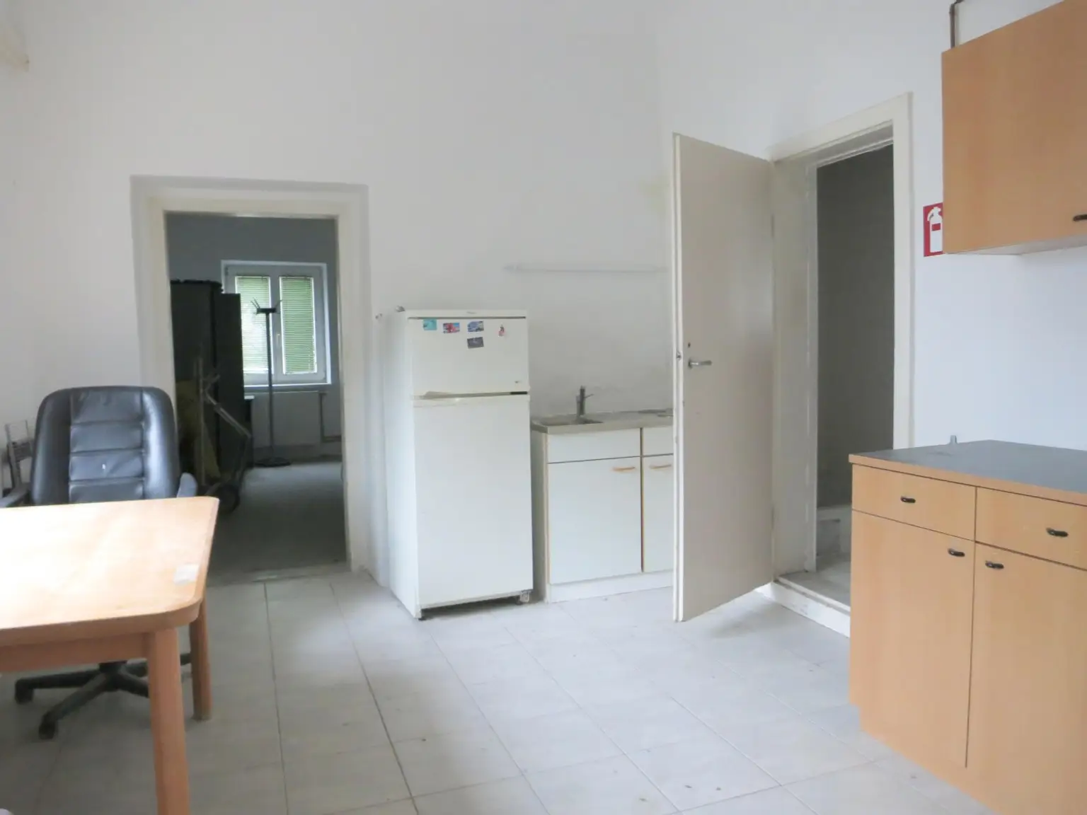 Werkstatt, Büro, Lager mit BA für Maler u. Anstreicher !