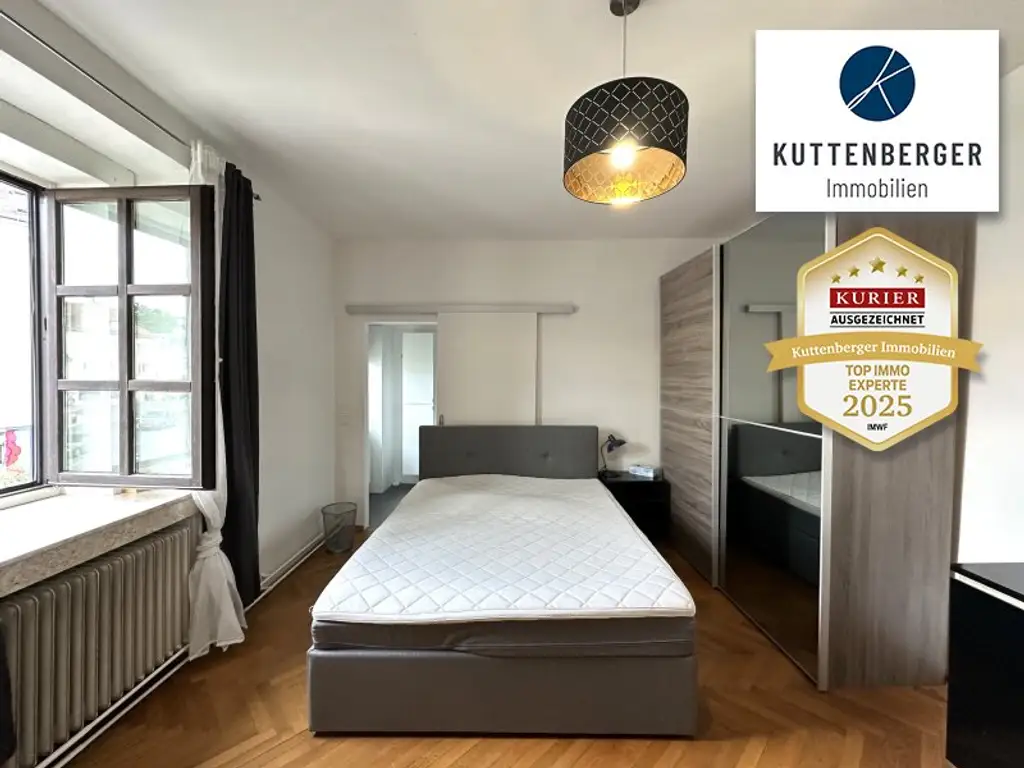 Helle Altbauwohnung in INNENSTADTLAGE!