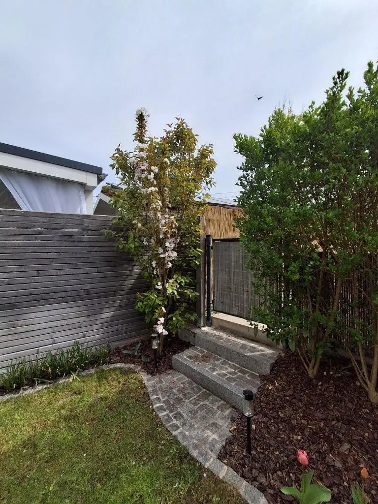 40 Gartenzugang RH 1220