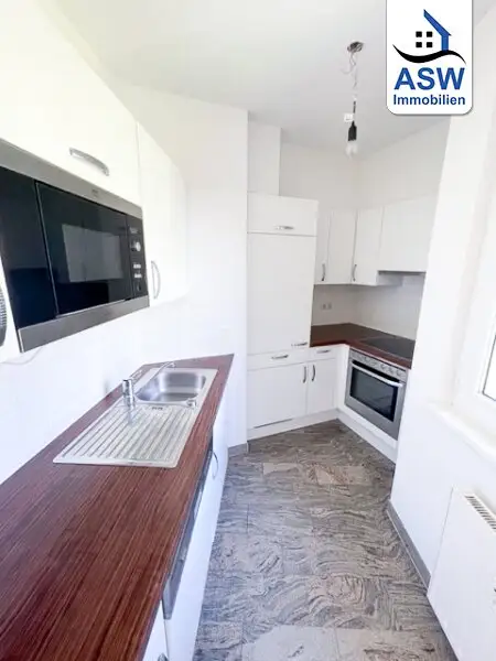 Schöne 2-Zimmerwohnung mit Balkon unweit der U4 (befristet vermietet)