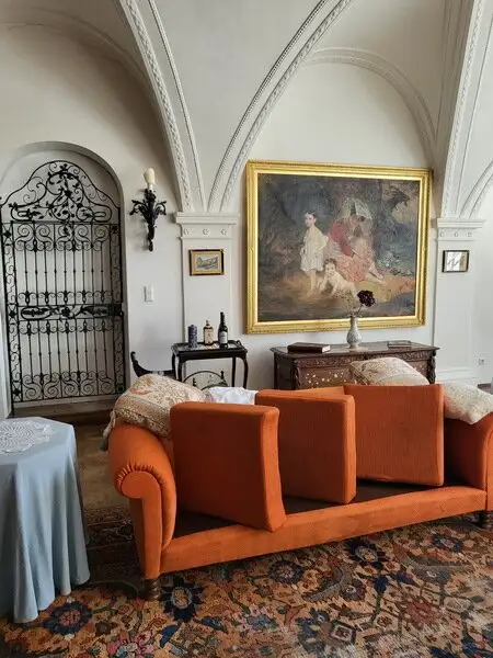 Renaissance-Schloss auf 15 ha Grund – seltene Gelegenheit für touristische Nutzung oder Family Office