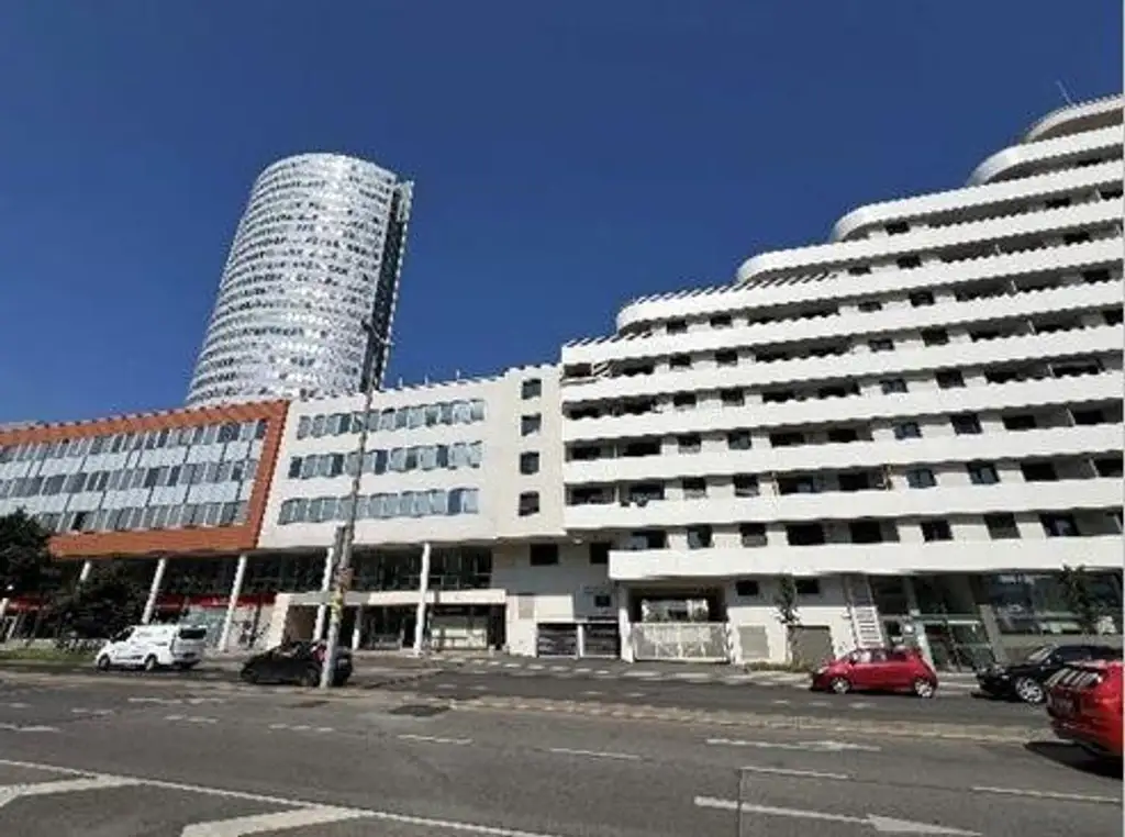 9.OG: Top-ausgestattete 3-Zimmer-Neubauwohnung mit 13,06m² Balkon/Loggia
