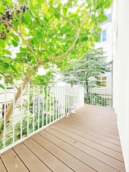 ++NEU++ HIGH-END große 4-Zimmer STILALTBAUWOHNUNG mit zwei Balkonen absolut ruhig und GRÜN-Ausblick!  Luxus Erstbezug, in Prime-Location NÄHE Urania! U-BAHN & CAT +++