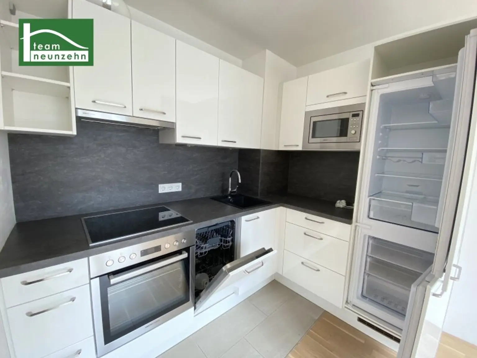 Klimatisierte Maisonette mit Dachterrasse in top Lage nahe U6, Millennium City und Donau! WG-geeignet!