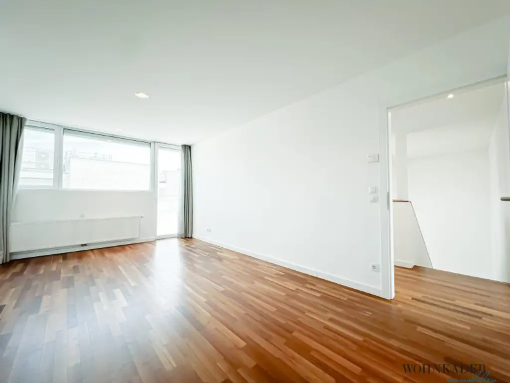 Exklusive 130 m² Dachgeschosswohnung mit Terrasse, Dachterrasse und atemberaubendem Blick auf den Stephansdom