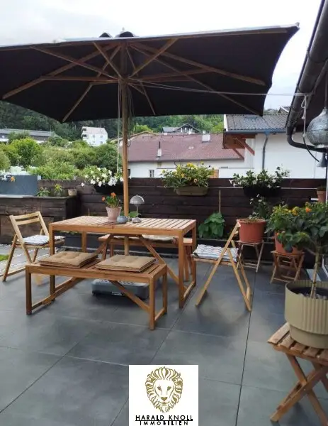 Wohn- und Betriebsgebäude in Natters