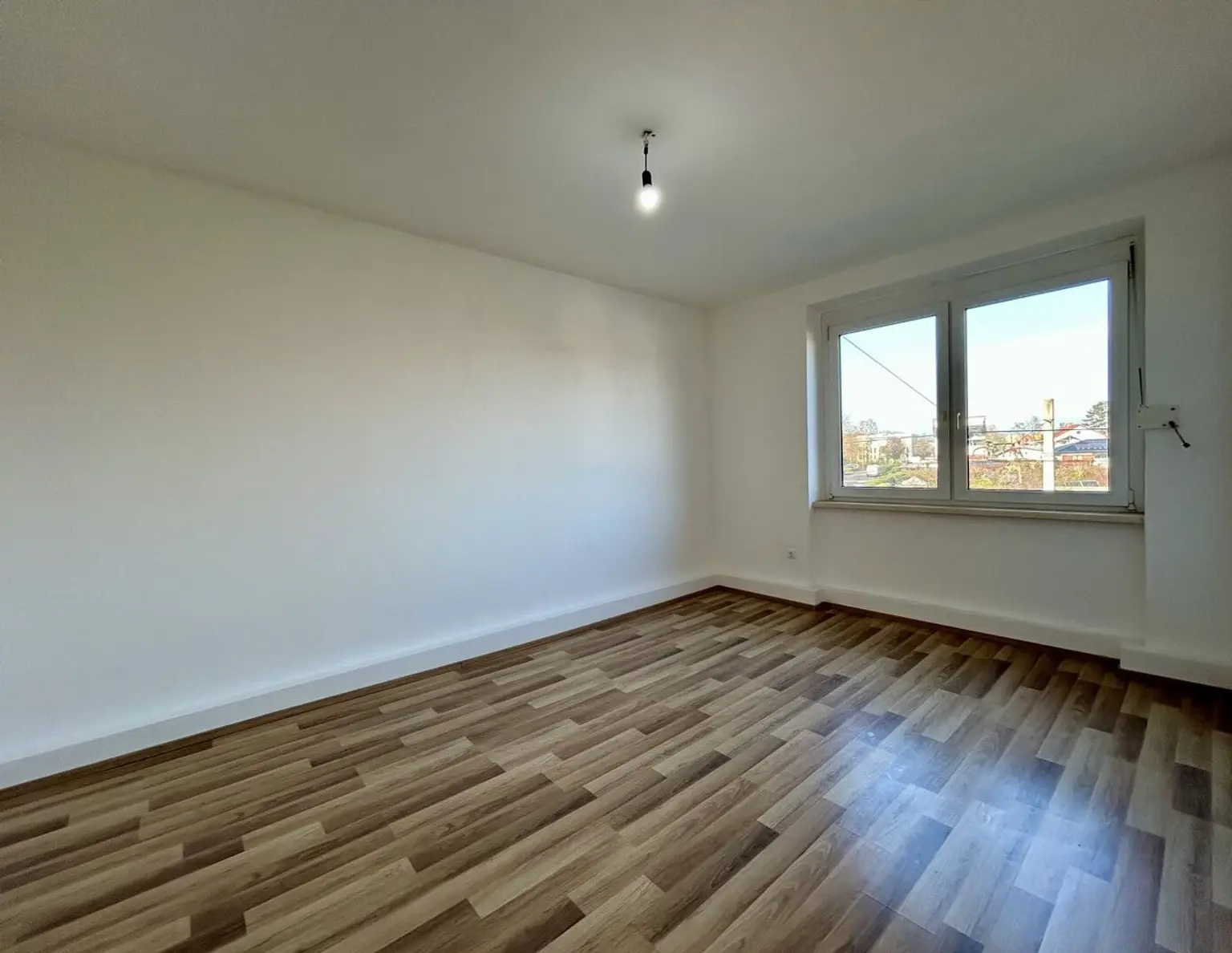 3-Zimmer-Gewerbeimmobilie in Linz - Ideal für Büro oder Praxis