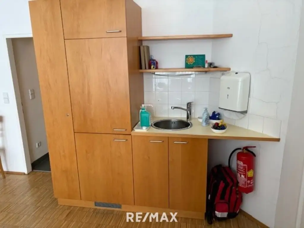 Ordination-Beauty Center-Nagelstudio etc..ABLÖSEFREI zu vermieten !