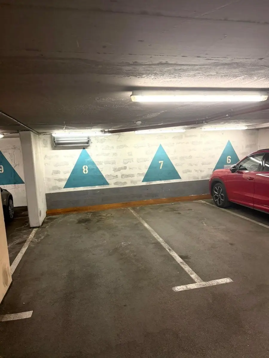 2 | ++ PKW-TIEFGARAGENPLÄTZE ++ in Mödling, Enzersdorfer Strasse 4 | Prima Service Immobilien
