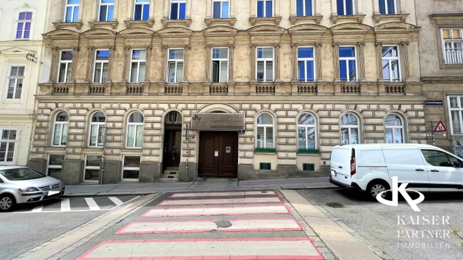 GARAGENBOX ZU VERMIETEN!