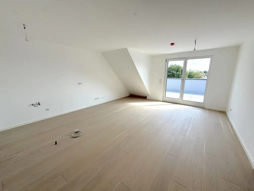EIGENGRUND NÄHE ALTE DONAU – FREIFLÄCHEN - LUFTWÄRMEPUMPE – KELLER – GARAGE – U-BAHN!