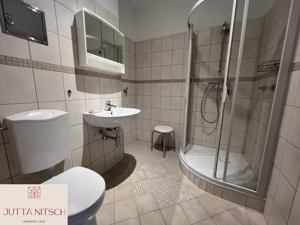 Entzückende Singlewohnung mit Loggia - Ruhelage in Baden