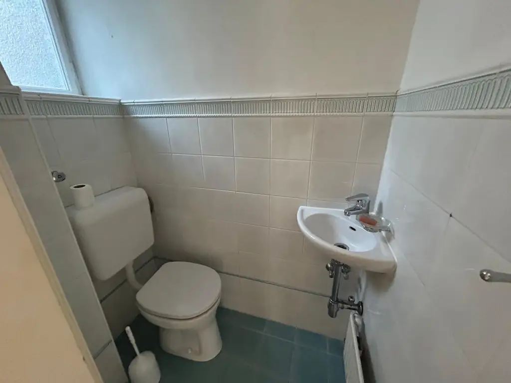 TRAUMHAFTE 219 m² ALTBAUWOHNUNG AM ROCHUSMARKT!