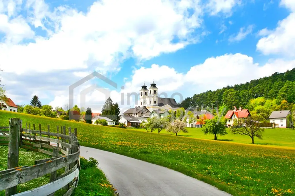 Uriges Landhaus - Traumlage - plus  Pool - Grundfläche 1.594 m² - Renovierung und Schönheitsreparaturen sind erforderlich, dennoch sofort beziehbar!