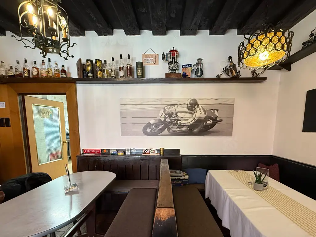 Überregional bekanntes Motorradhotel im südlichen Waldviertel sucht neue Eigentümer!