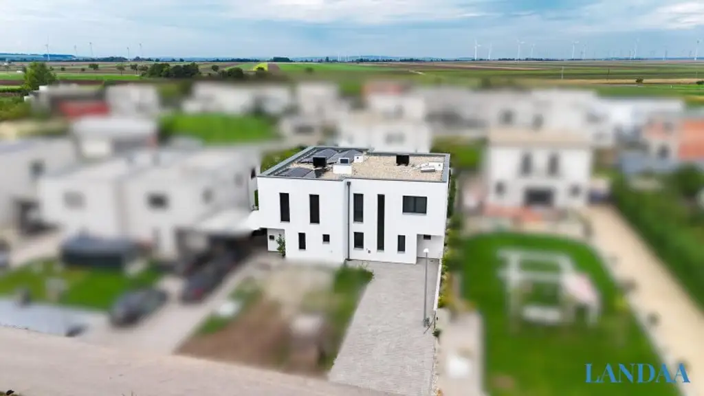 !PARNDORF! +FAMILIENTRAUM++ Moderne Doppelhaushälfte mit Garten – wenige Schritte zum See!