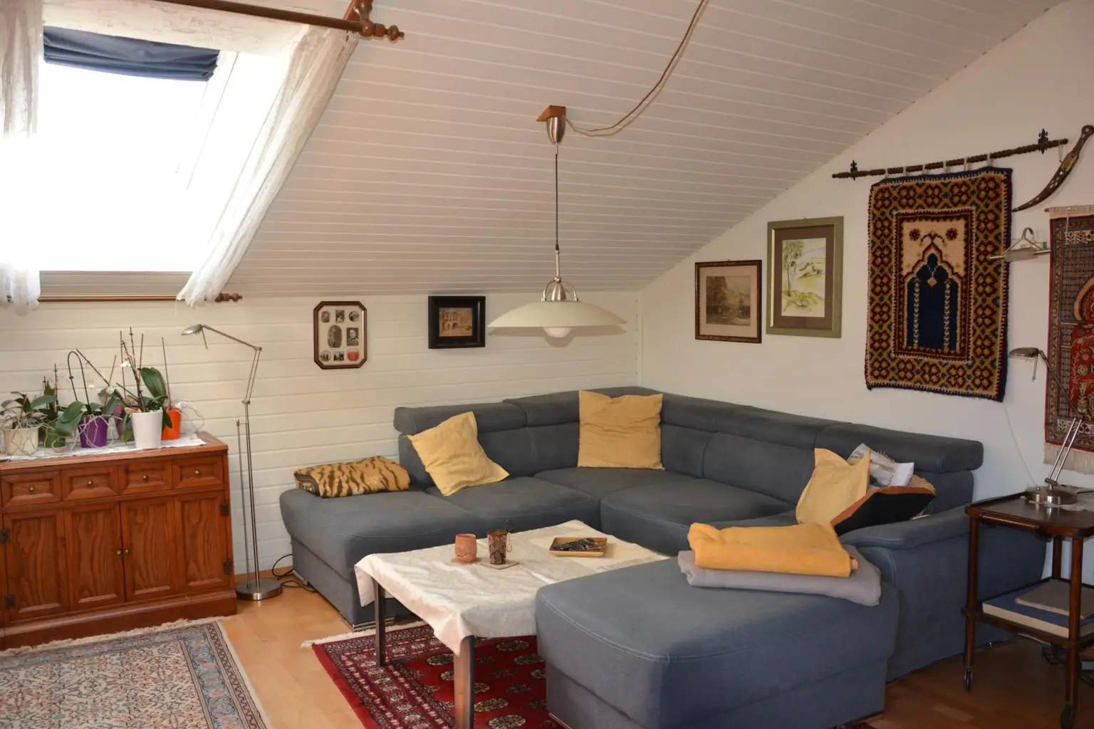 Wohnzimmer DG