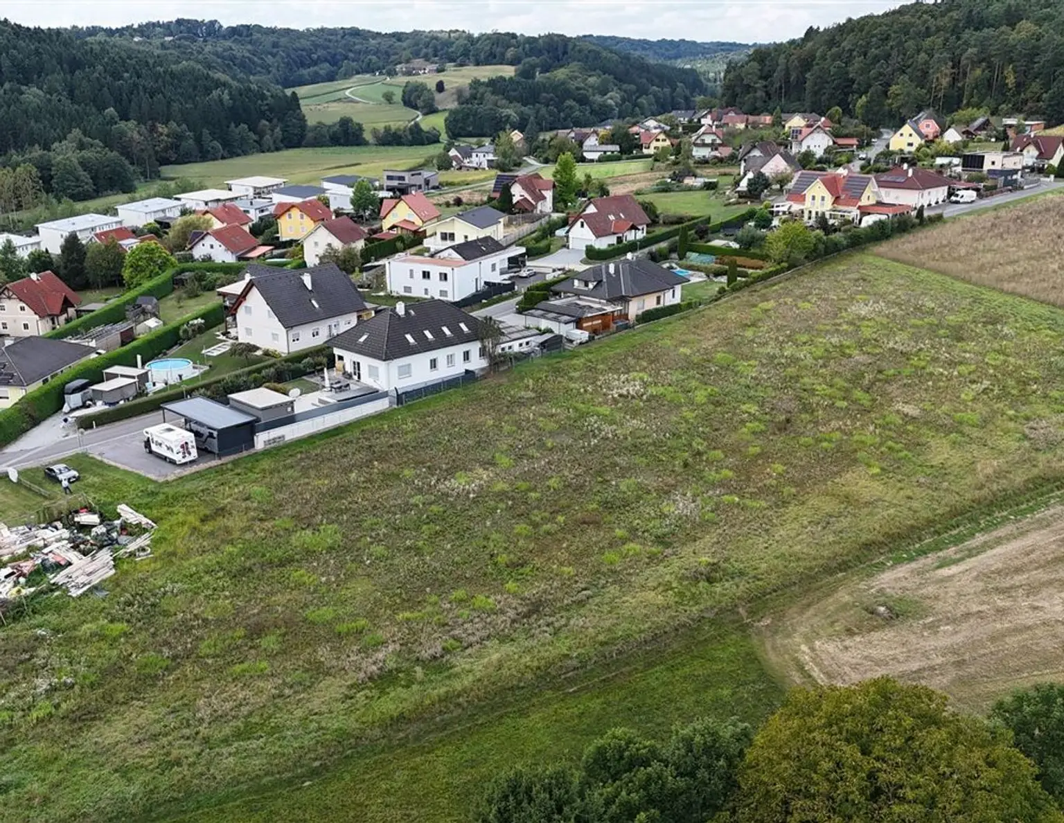 Wohnprojekt für 9 Bauplätze in sonniger Aussichtslage (jeweils zw. 670-730m²)