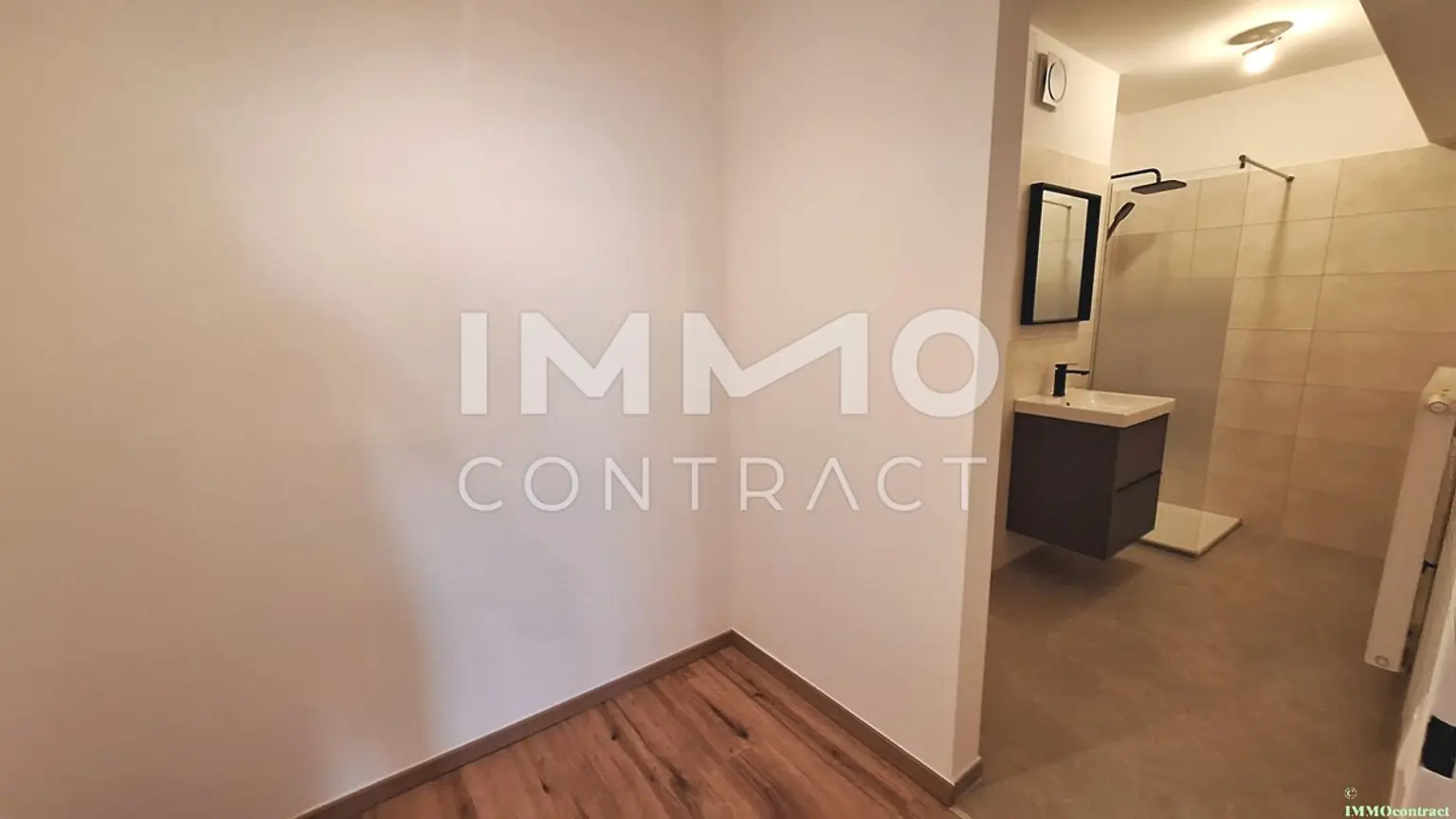 Neu sanierte 64 m² Eigentumswohnung mit Balkon im 2. Liftstock - Zentrum- und Bahnhofsnähe