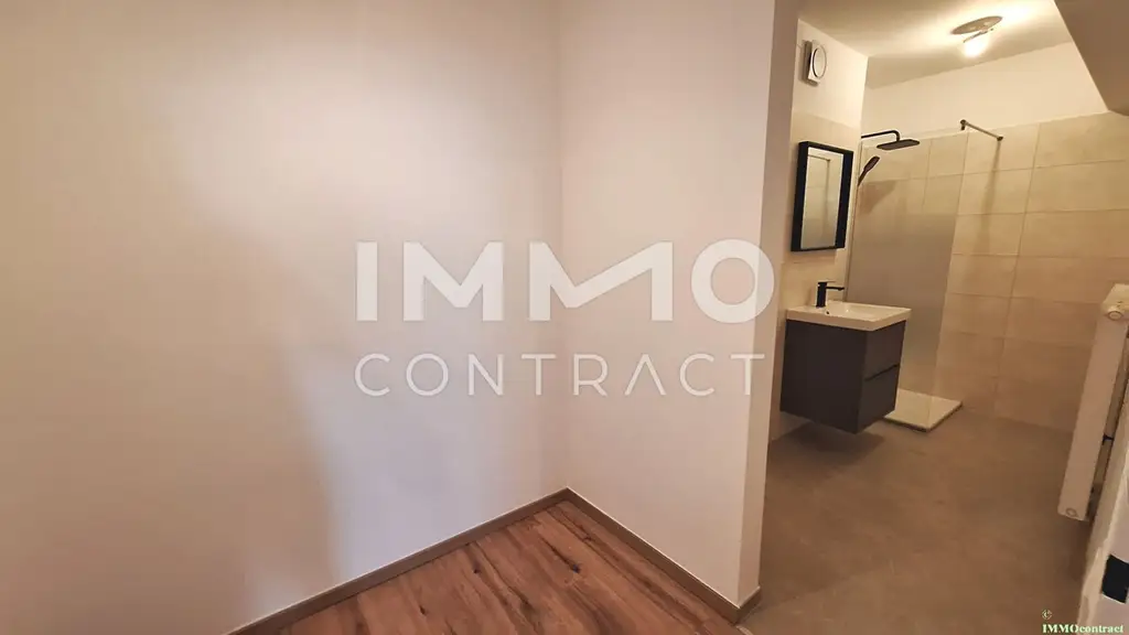 Neu sanierte 64 m² Eigentumswohnung mit Balkon im 2. Liftstock - Zentrum- und Bahnhofsnähe