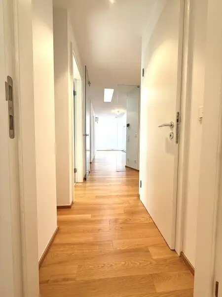 Helle 3-Zimmer Wohnung mit Terrasse, Nähe St. Anna Kinderspital
