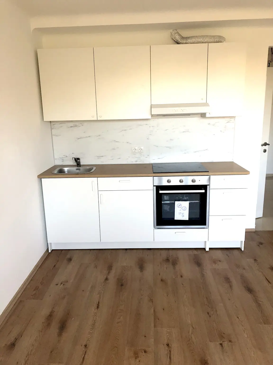 Sonnige 3-Zimmer-Wohnung ~ Nähe Park & Matzleinsdorfer Platz ~ Top Lage, vermietet bis Dezember 2027 mit 4% Rendite!