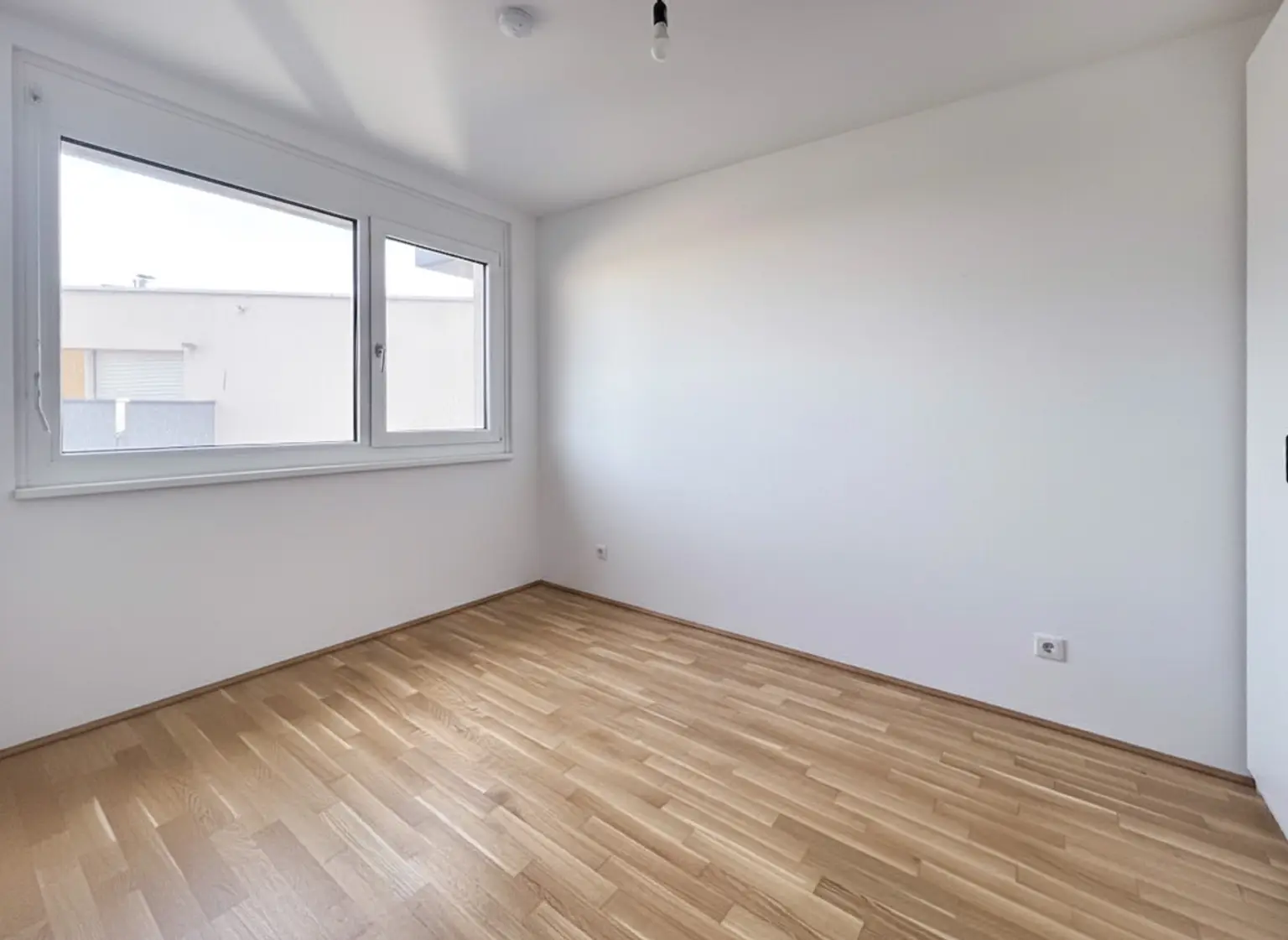 Moderne 2-Zimmer-Anlegerwohnung mit Balkon & Fernblick – vermietet bis 11/2030