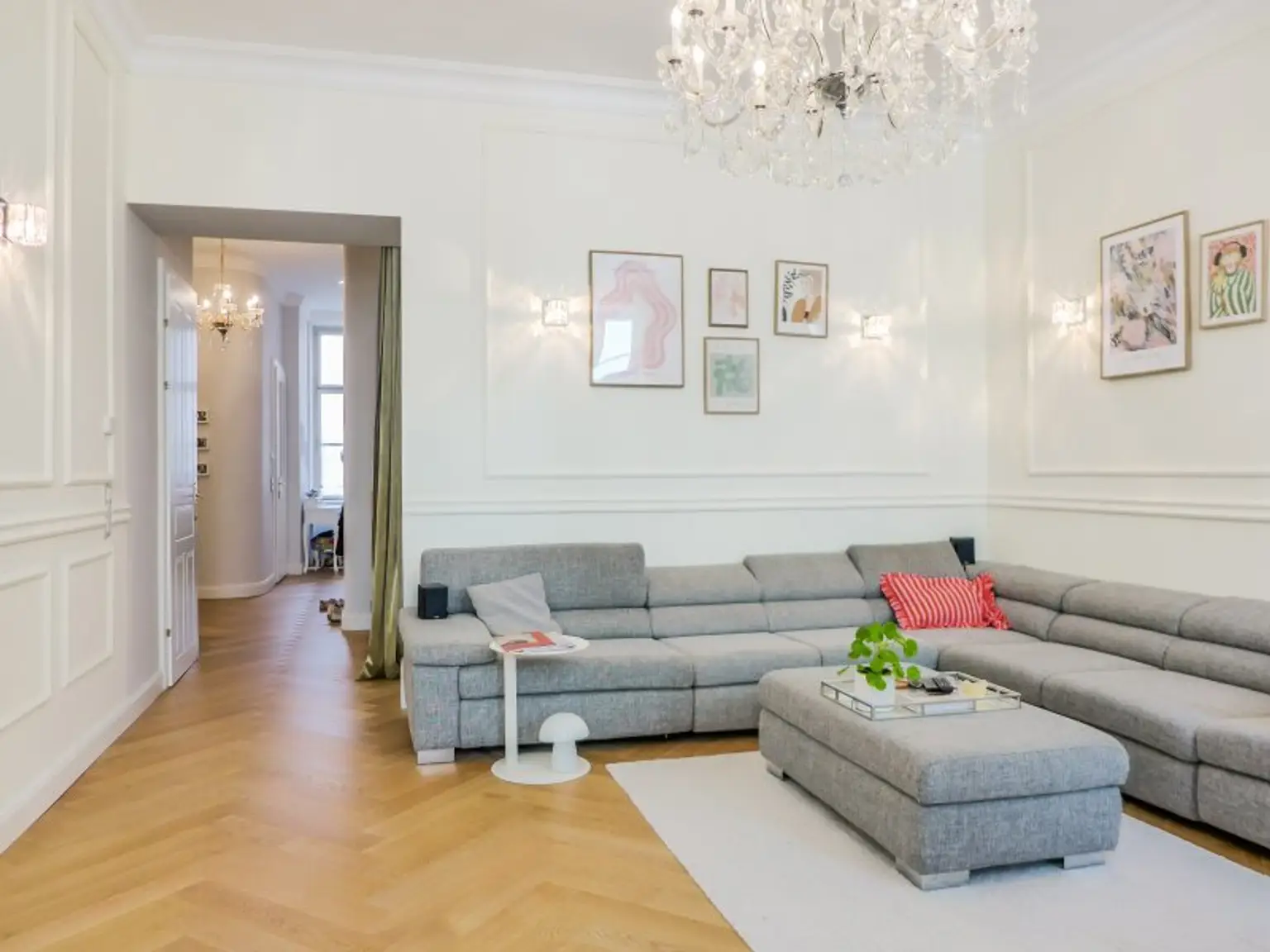 Klassischer Altbau trifft modernes Raumkonzept - 4 Zimmer-Wohntraum nahe Wien Mitte