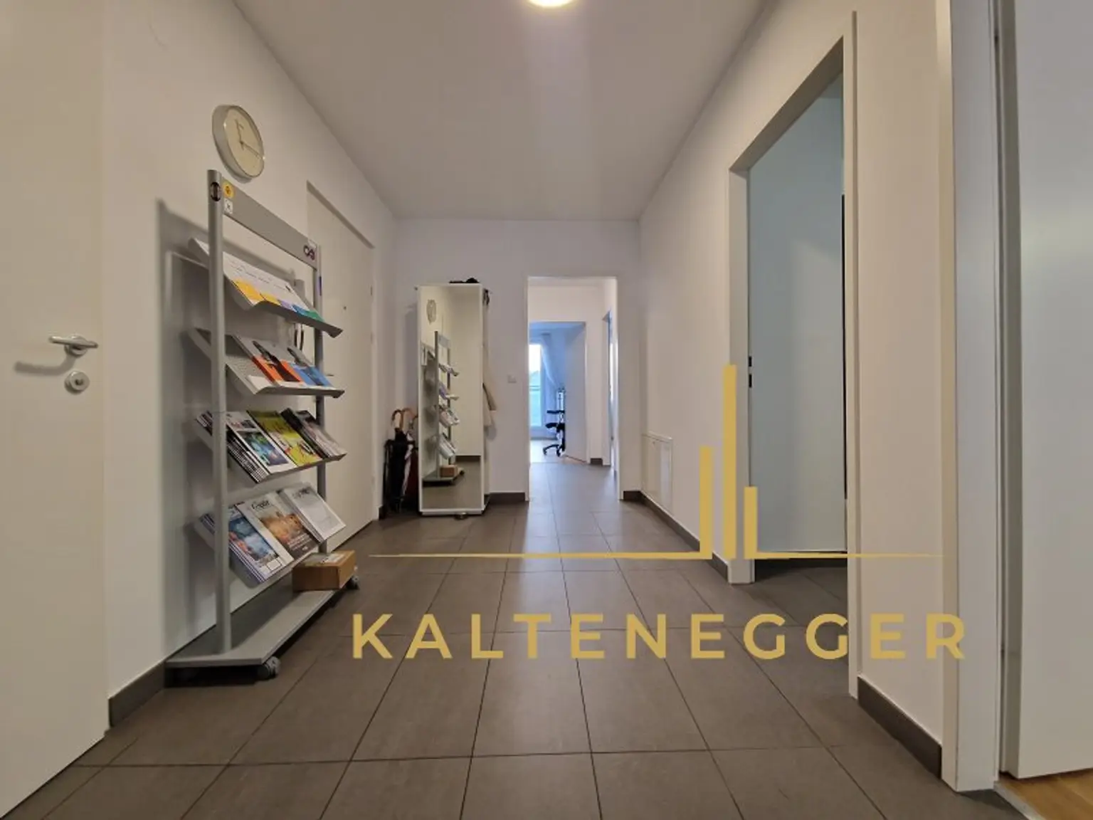 Vorraum ca. 8,81 m²