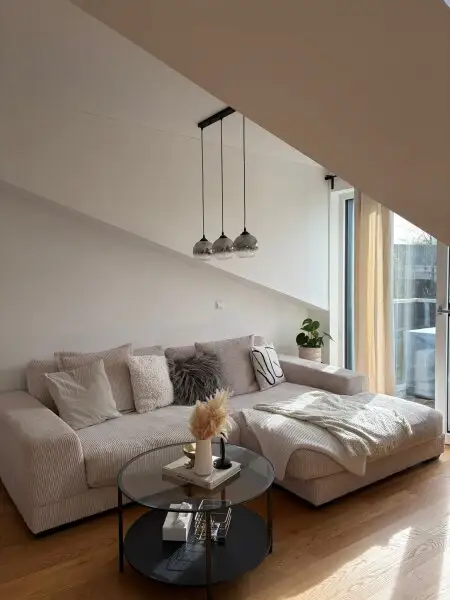 "Alles was ich brauche" - moderne 2-Zimmer-DG-Wohnung am Stadtrand von Salzburg