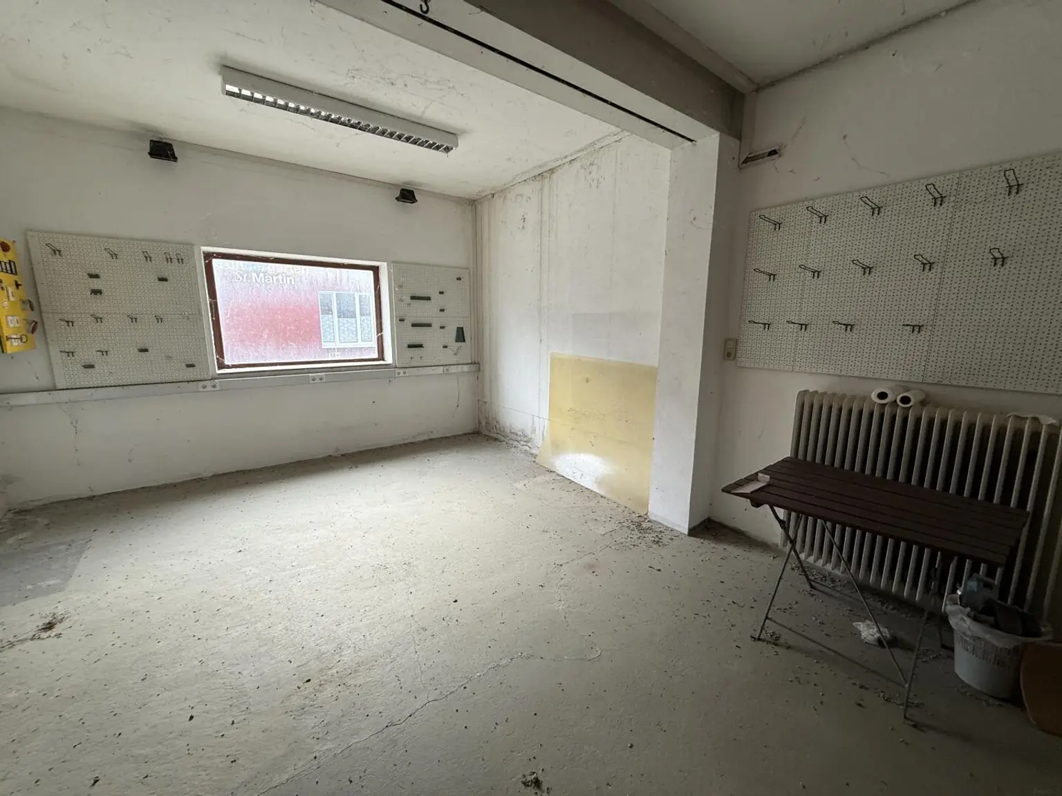 20251114_095913608_iOS