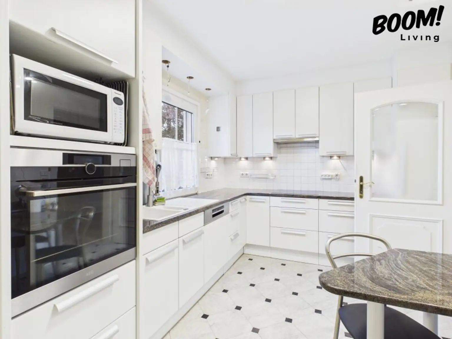 Villa in Baden mit Garten & Grünblick - Großzügiges Wohnen in absoluter Ruhelage nahe Rosarium