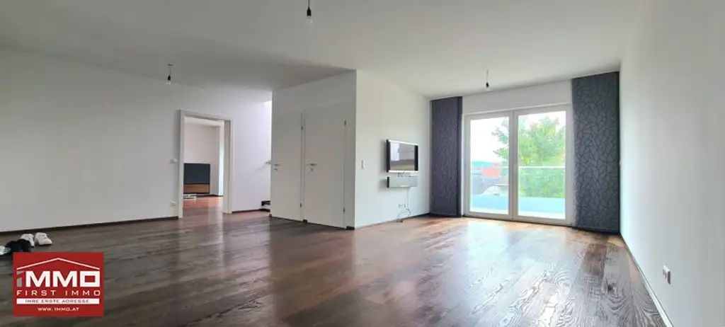 PENTHOUSE IM ZENTRUM VON KORNEUBURG MIT EINZIGARTIGER DACHTERRASSE UND 2 KFZ-STELLPLÄTZEN