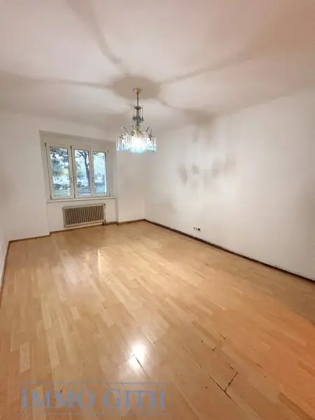 GUT GESCHNITTENE CA. 66 m² GROSSE 2-ZIMMER-WOHNUNG NAHE U1 REUMANNPLATZ / KEPLERPLATZ ZU MIETEN!