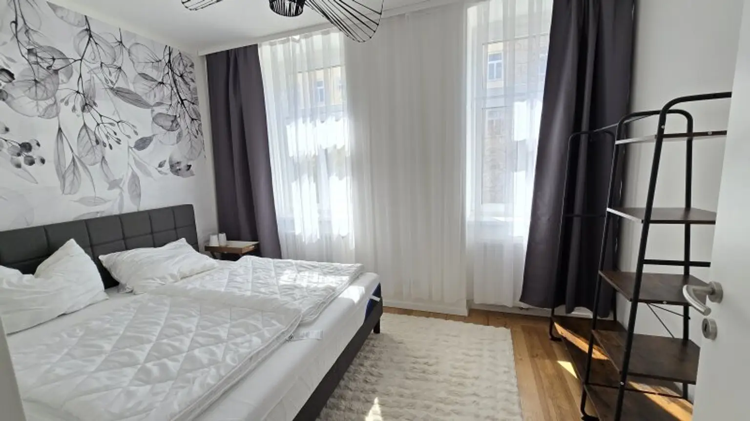 Neusanierte zwei Zimmerwohnung